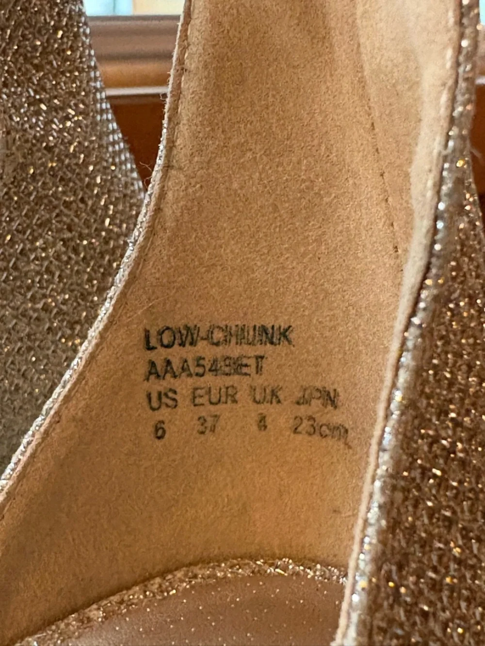 Dream Pairs Glitter Ankle-Strap Block Heels - Sz 6 Champagne Gold, prom, formal